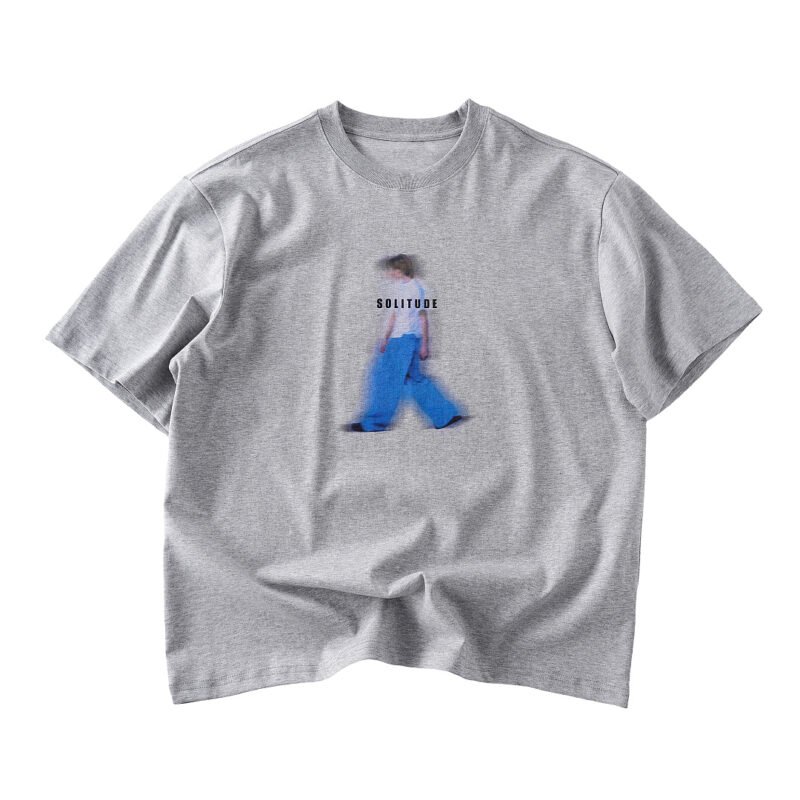Style 88067 heather grey graphic T-shirt, flat lay front view
